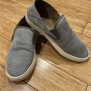 The OluKai Pehuea Pa'i Women's Casual Slip On Shoes Gray Mesh 9